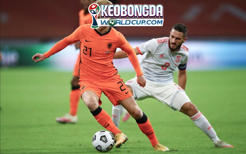 Soi kèo Hà Lan vs Nhật Bản, 03h00 ngày 15/06, World Cup 2026. Nhận định bóng đá, soi kèo handicap, kèo Tài xỉu cùng chungketworldcup2026.com. Hà Lan là đội cửa Trên nhưng sẽ không dễ để giành 3 điểm trước Nhật Bản.