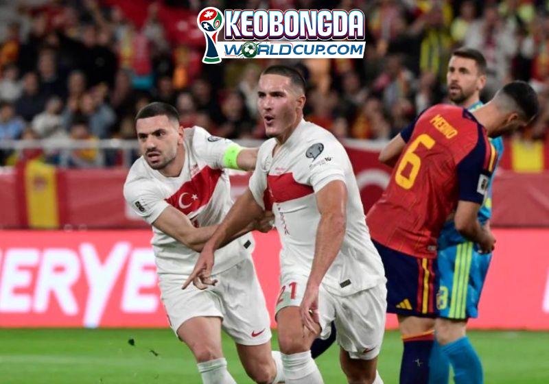 Thổ Nhĩ Kỳ: Tam giác sáng tạo Güler – Yıldız – Çalhanoğlu trong tay Montella